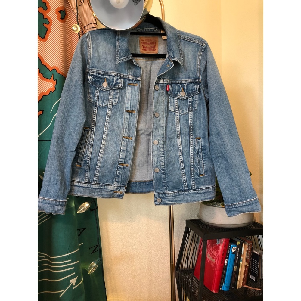 Levi’s denim jacket